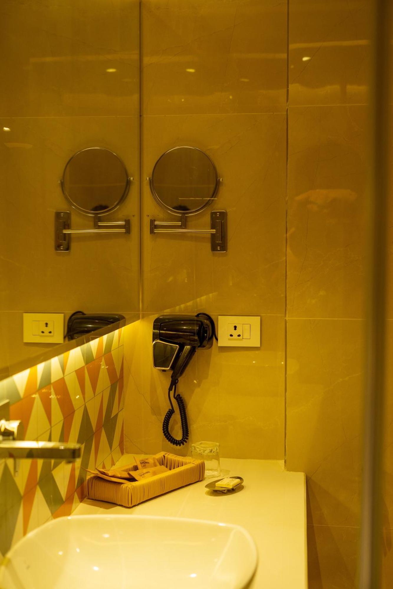 Best Western Ah1 Amritsar Exterior foto